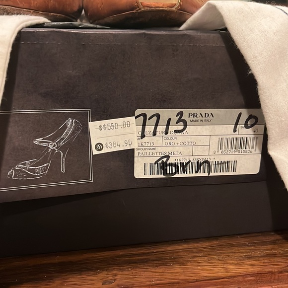 PRADA, Size 40 (9 US) - Picture 5 of 5